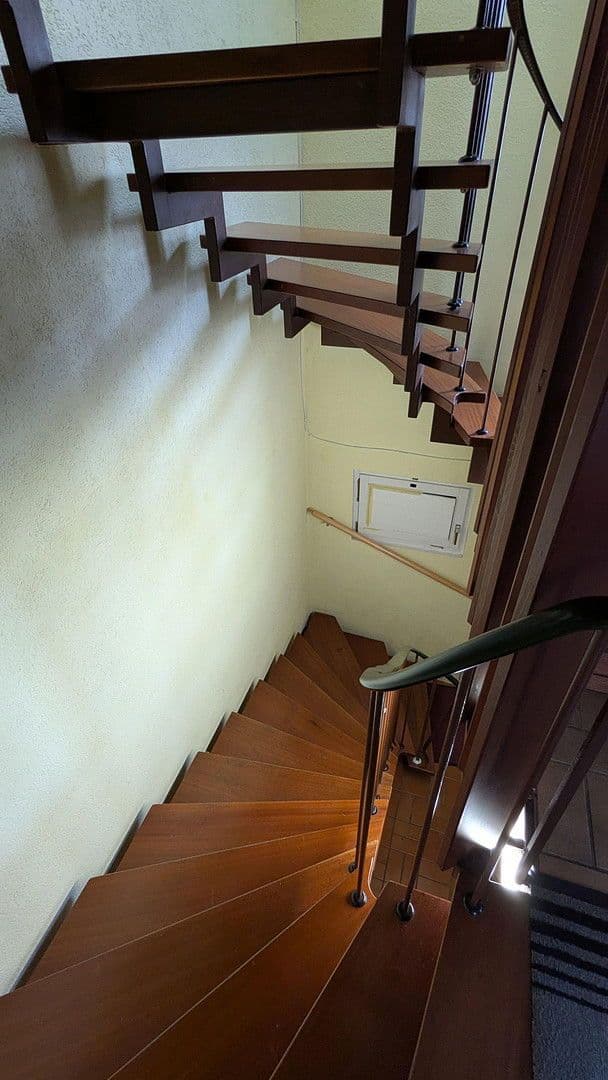 Predaj domu 180 m², pozemek 802 m², Wildberg, Bádensko-Wurttembersko Predaj domu 180 m², pozemek 802 m², Wildberg, Bádensko-Wurttembersko