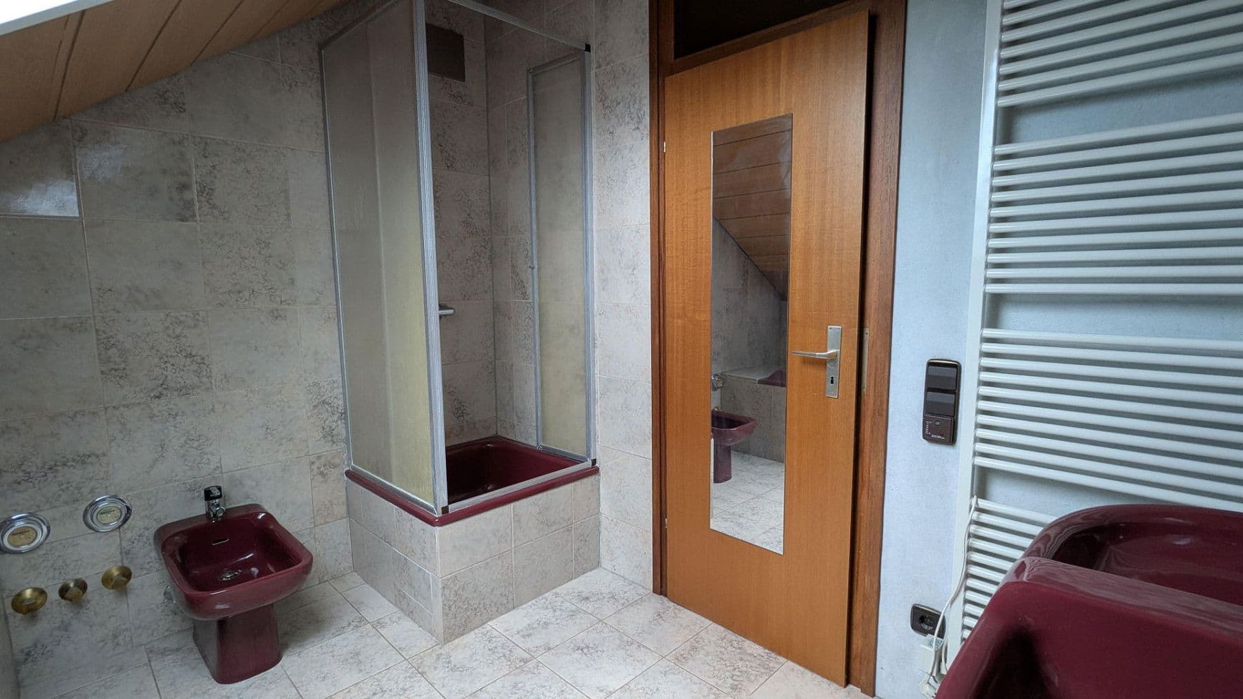 Predaj domu 180 m², pozemek 802 m², Wildberg, Bádensko-Wurttembersko Predaj domu 180 m², pozemek 802 m², Wildberg, Bádensko-Wurttembersko