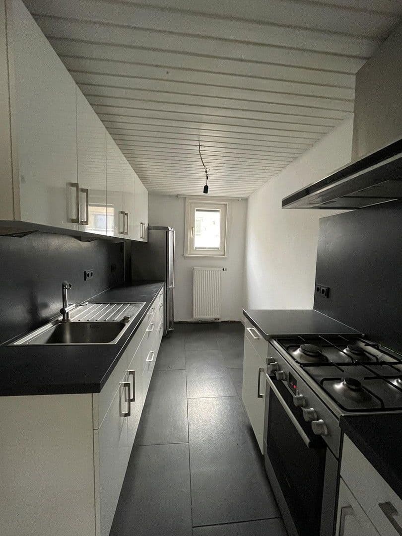 Prenájom bytu 2-izbový 105 m², Hindenburgerstr 96, Neustadt an der Weinstraße, Porýnie-Falcko Prenájom bytu 2-izbový 105 m², Hindenburgerstr 96, Neustadt an der Weinstraße, Porýnie-Falcko