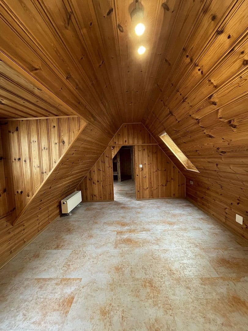 Prenájom bytu 4-izbový 116 m², Hindenburgerstr 96, Neustadt an der Weinstraße, Porýnie-Falcko Prenájom bytu 4-izbový 116 m², Hindenburgerstr 96, Neustadt an der Weinstraße, Porýnie-Falcko