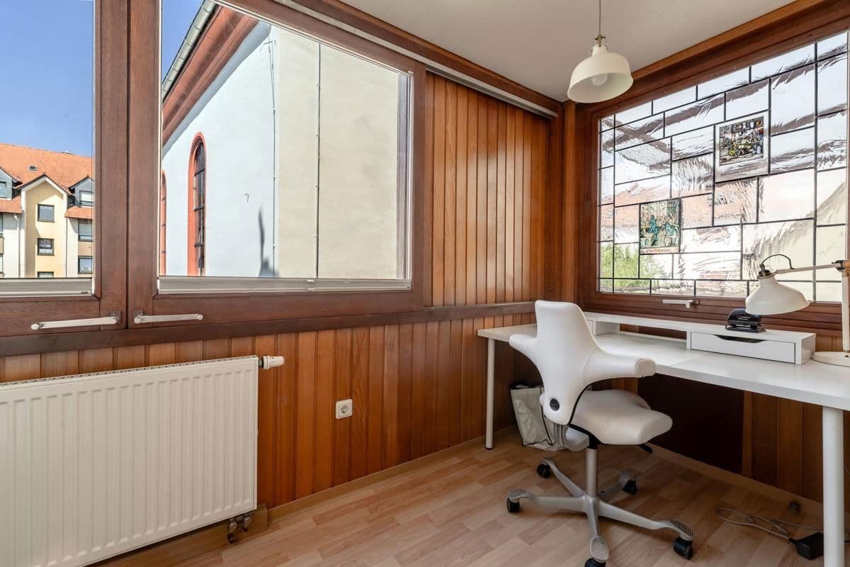 Prenájom bytu 2-izbový 99 m², Hindenburgerstr 96, Neustadt an der Weinstraße, Porýnie-Falcko Prenájom bytu 2-izbový 99 m², Hindenburgerstr 96, Neustadt an der Weinstraße, Porýnie-Falcko