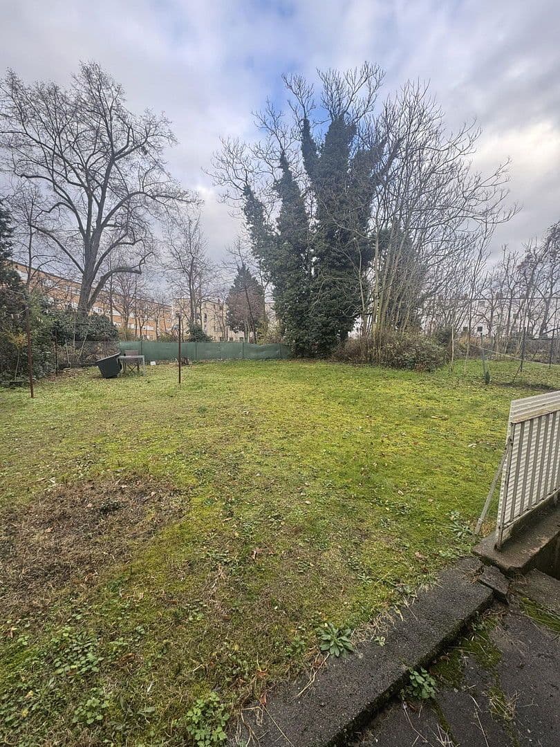 Predaj domu 364 m², pozemek 325 m², Mannheim, Bádensko-Wurttembersko Predaj domu 364 m², pozemek 325 m², Mannheim, Bádensko-Wurttembersko