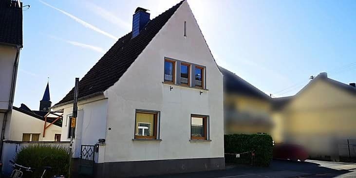 Predaj domu 102 m², pozemek 718 m², Oberstr. 35 / Hessenweg, Niederkassel, Severné Porýnie - Westfálsko Predaj domu 102 m², pozemek 718 m², Oberstr. 35 / Hessenweg, Niederkassel, Severné Porýnie - Westfálsko