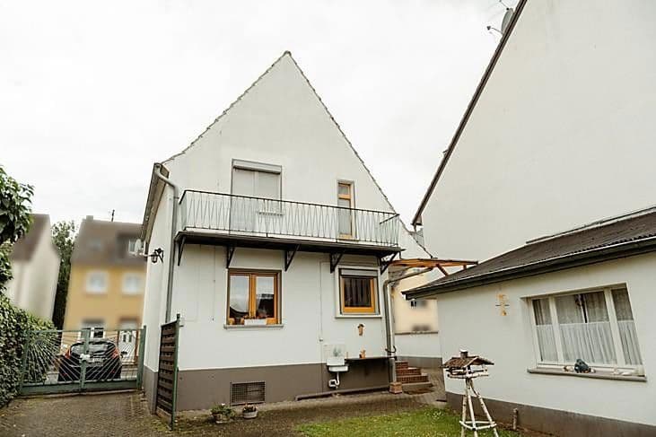 Predaj domu 102 m², pozemek 718 m², Oberstr. 35 / Hessenweg, Niederkassel, Severné Porýnie - Westfálsko Predaj domu 102 m², pozemek 718 m², Oberstr. 35 / Hessenweg, Niederkassel, Severné Porýnie - Westfálsko