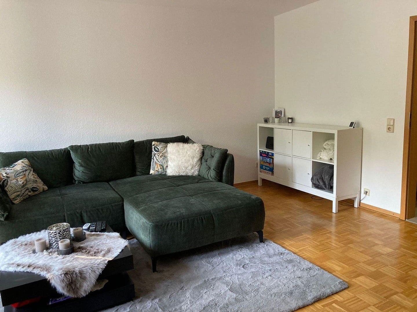 Prenájom bytu 2-izbový 83 m², Hannover, Dolné Sasko Prenájom bytu 2-izbový 83 m², Hannover, Dolné Sasko