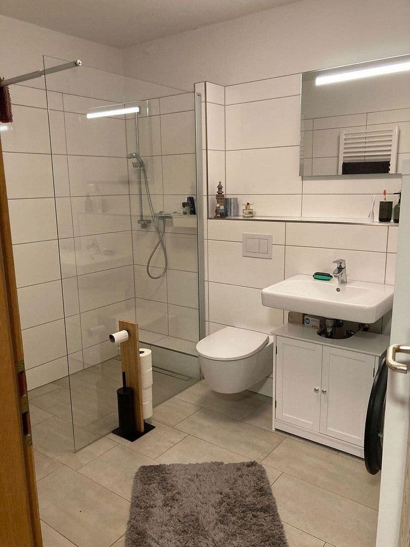 Prenájom bytu 2-izbový 83 m², Hannover, Dolné Sasko Prenájom bytu 2-izbový 83 m², Hannover, Dolné Sasko