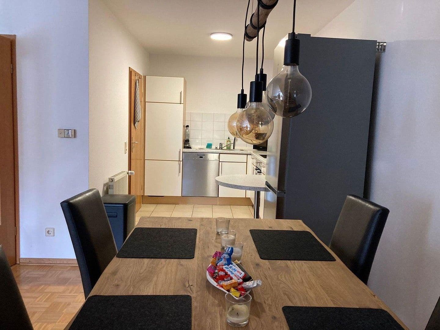 Prenájom bytu 2-izbový 83 m², Hannover, Dolné Sasko Prenájom bytu 2-izbový 83 m², Hannover, Dolné Sasko