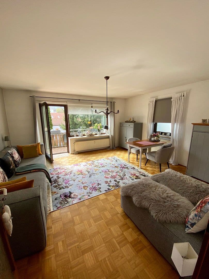 Prenájom bytu 2-izbový 55 m², Salierstrasse 4, München, Bavorsko Prenájom bytu 2-izbový 55 m², Salierstrasse 4, München, Bavorsko