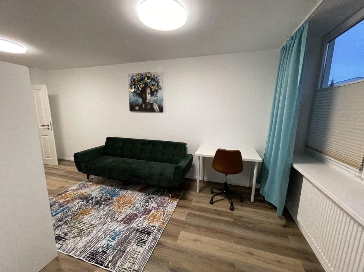 Prenájom bytu 3-izbový 82 m², Koblenz, Porýnie-Falcko Prenájom bytu 3-izbový 82 m², Koblenz, Porýnie-Falcko
