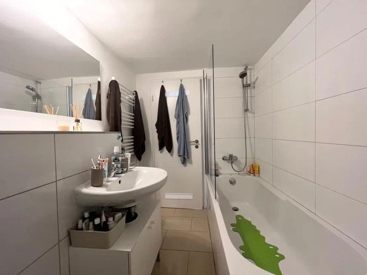 Prenájom bytu 2-izbový 70 m², Aachen, Severné Porýnie - Westfálsko Prenájom bytu 2-izbový 70 m², Aachen, Severné Porýnie - Westfálsko