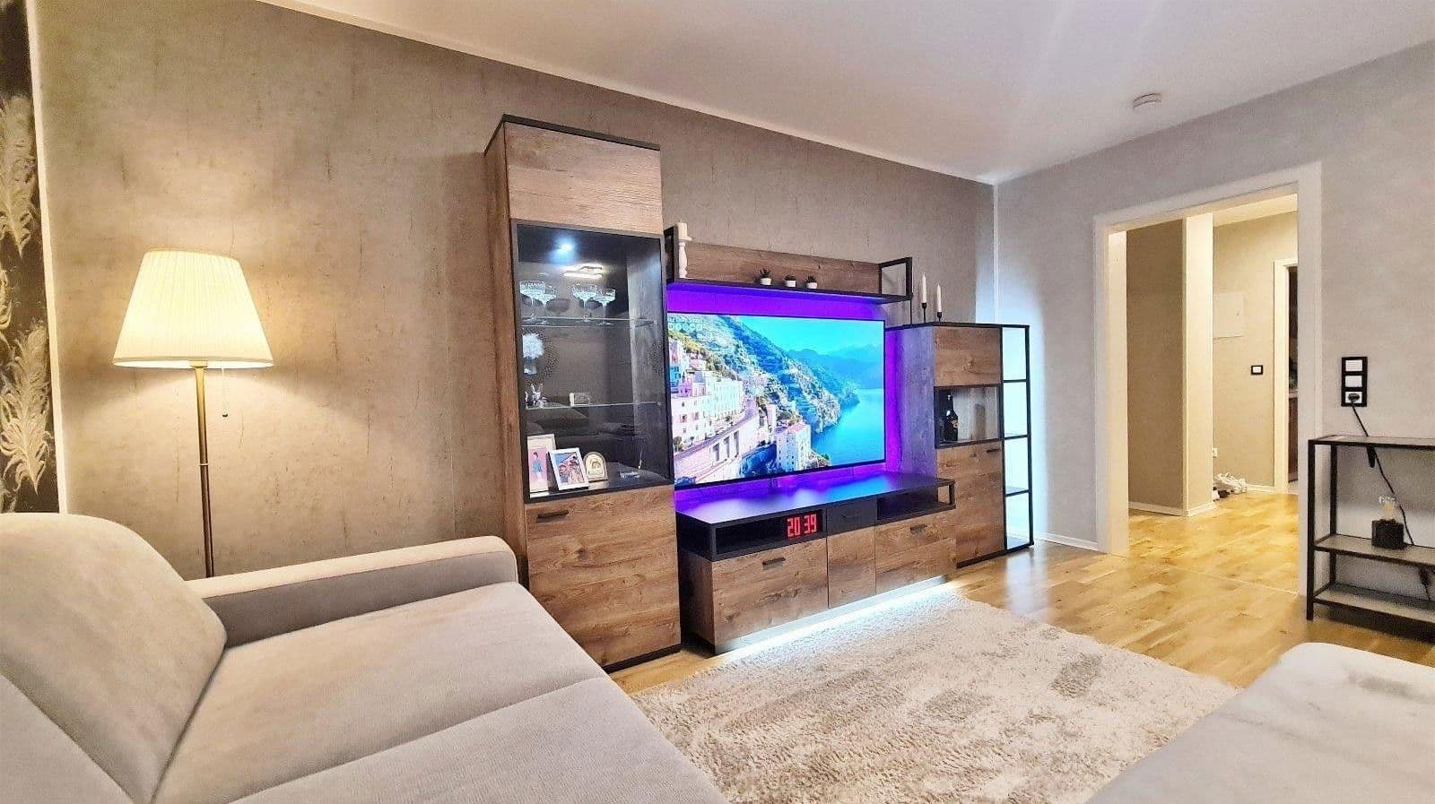 Prenájom bytu 1-izbový 45 m², Baden-Württemberg - Karlsruhe, Bádensko-Wurttembersko Prenájom bytu 1-izbový 45 m², Baden-Württemberg - Karlsruhe, Bádensko-Wurttembersko