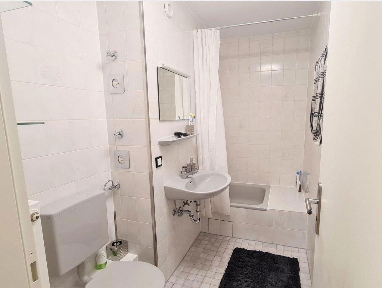 Prenájom bytu 1-izbový 45 m², Baden-Württemberg - Karlsruhe, Bádensko-Wurttembersko Prenájom bytu 1-izbový 45 m², Baden-Württemberg - Karlsruhe, Bádensko-Wurttembersko