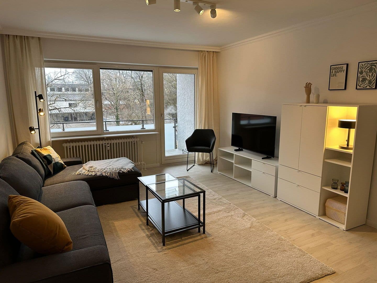 Prenájom bytu 2-izbový 71 m², Muenchen, Bavorsko Prenájom bytu 2-izbový 71 m², Muenchen, Bavorsko