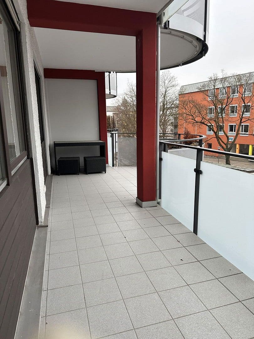 Prenájom bytu 2-izbový 71 m², Muenchen, Bavorsko Prenájom bytu 2-izbový 71 m², Muenchen, Bavorsko