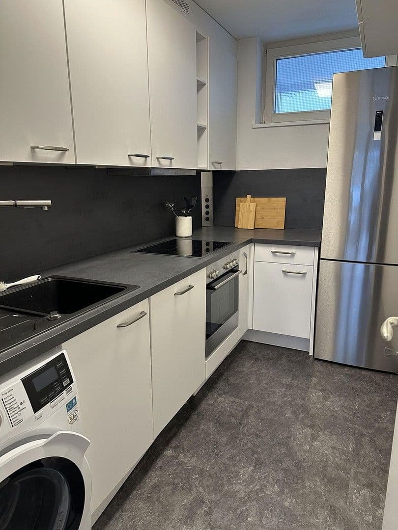 Prenájom bytu 2-izbový 71 m², Muenchen, Bavorsko Prenájom bytu 2-izbový 71 m², Muenchen, Bavorsko