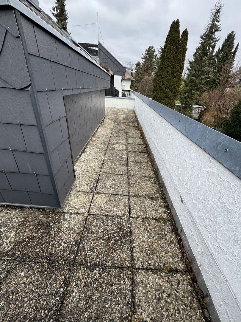 Prenájom bytu 4-izbový 110 m², Nürnberg (Mögeldorf), Bavorsko Prenájom bytu 4-izbový 110 m², Nürnberg (Mögeldorf), Bavorsko