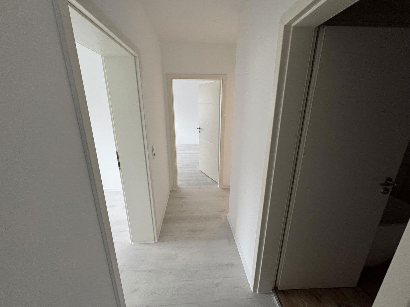 Prenájom bytu 4-izbový 110 m², Nürnberg (Mögeldorf), Bavorsko Prenájom bytu 4-izbový 110 m², Nürnberg (Mögeldorf), Bavorsko