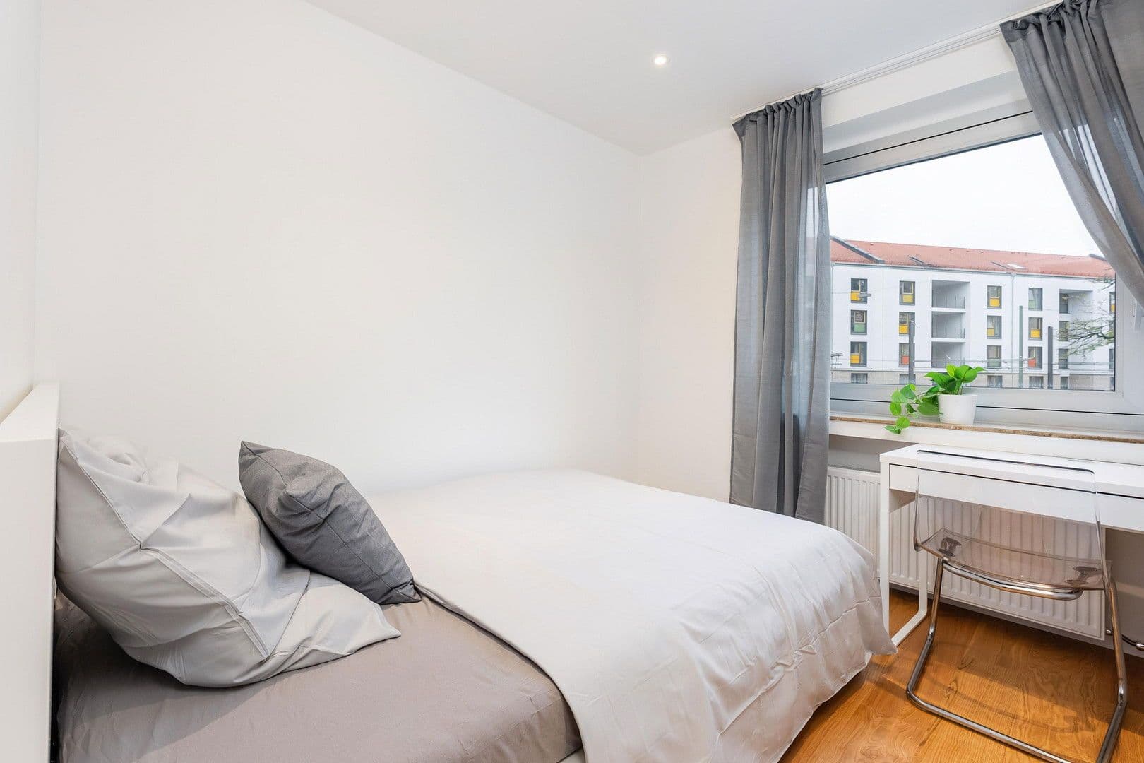 Prenájom bytu 62 m², Spichernstraße 60, Düsseldorf, Severné Porýnie - Westfálsko Prenájom bytu 62 m², Spichernstraße 60, Düsseldorf, Severné Porýnie - Westfálsko