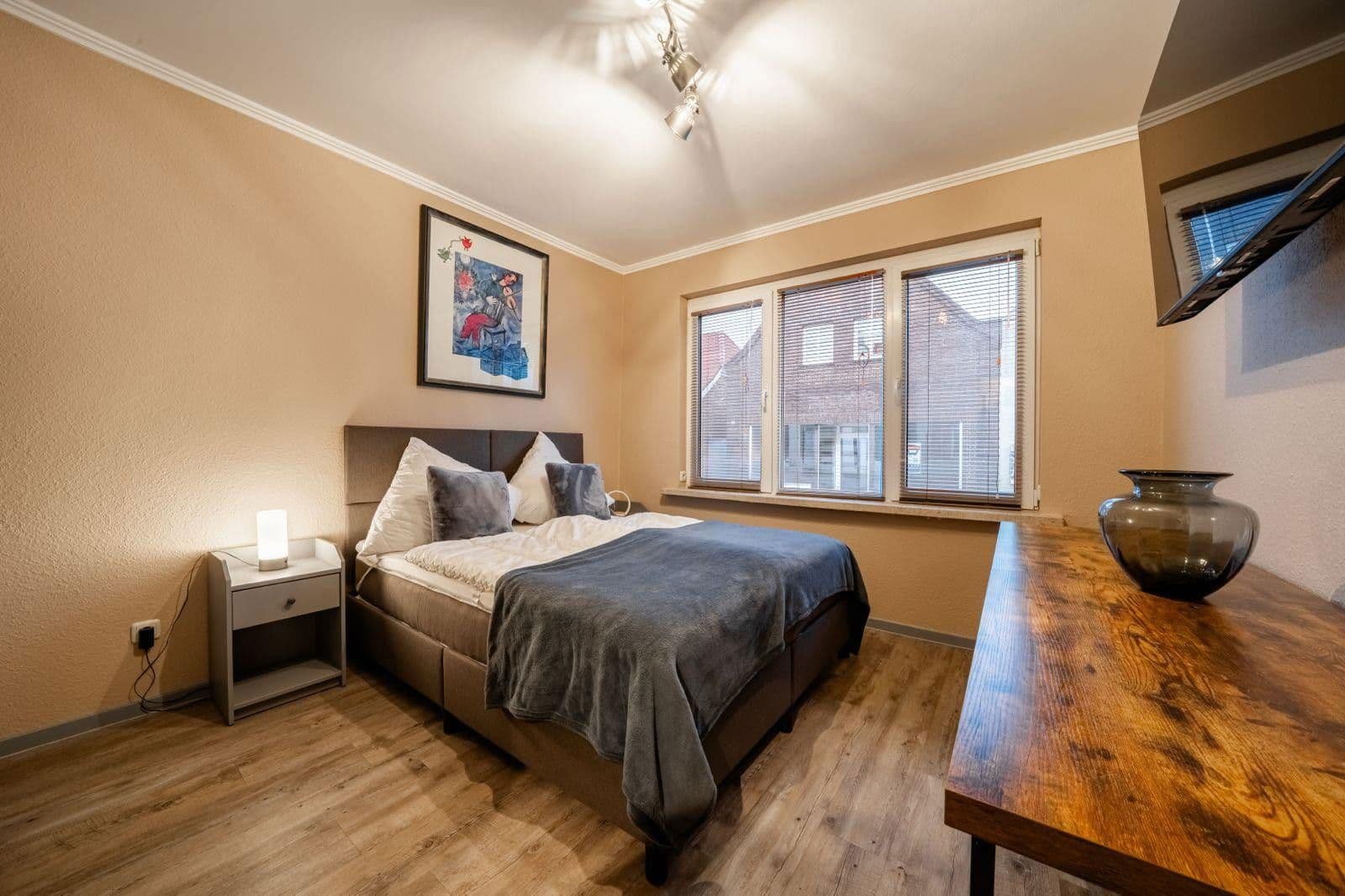 Predaj domu 750 m², pozemek 1.255 m², Hage, Dolné Sasko Predaj domu 750 m², pozemek 1.255 m², Hage, Dolné Sasko