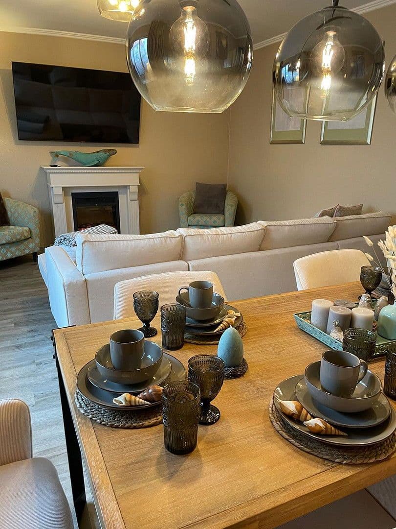 Predaj domu 750 m², pozemek 1.255 m², Hage, Dolné Sasko Predaj domu 750 m², pozemek 1.255 m², Hage, Dolné Sasko