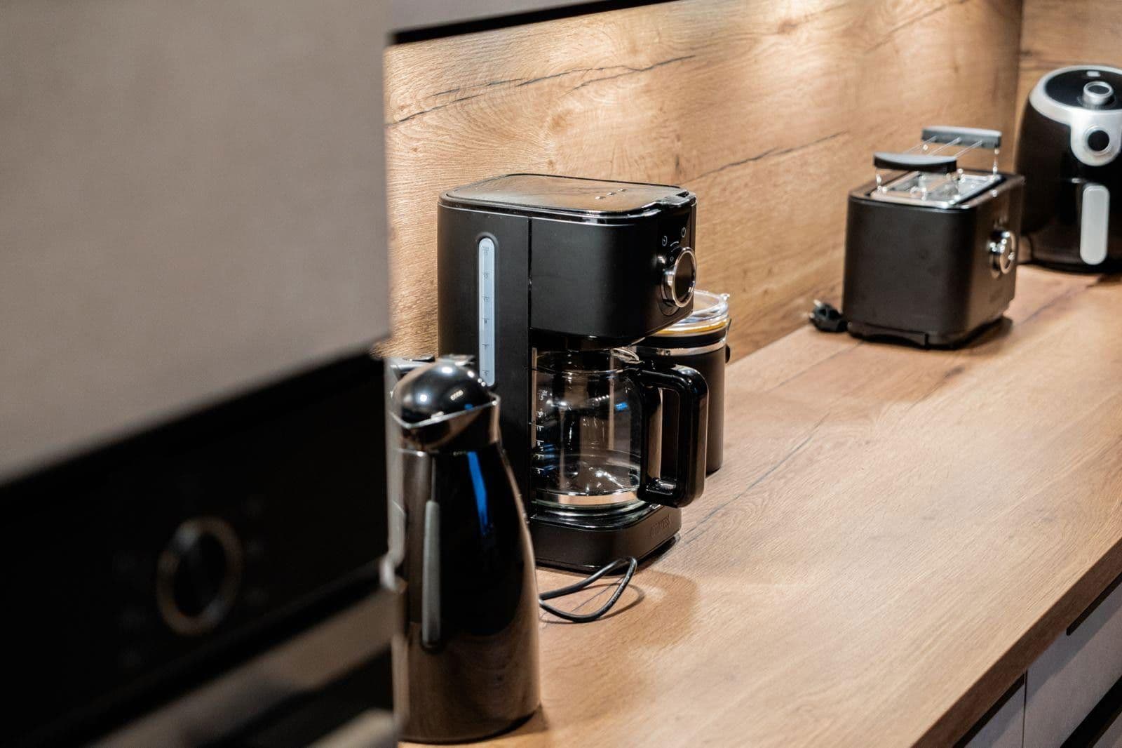 Predaj domu 750 m², pozemek 1.255 m², Hage, Dolné Sasko Predaj domu 750 m², pozemek 1.255 m², Hage, Dolné Sasko