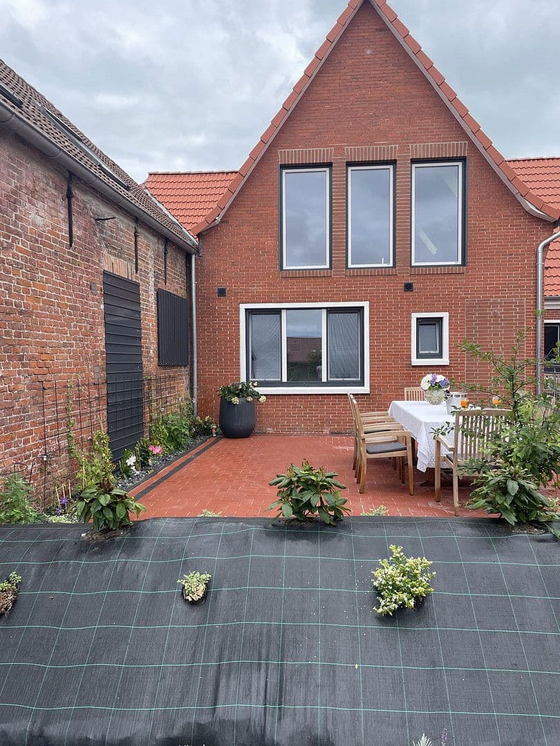 Predaj domu 750 m², pozemek 1.255 m², Hage, Dolné Sasko Predaj domu 750 m², pozemek 1.255 m², Hage, Dolné Sasko