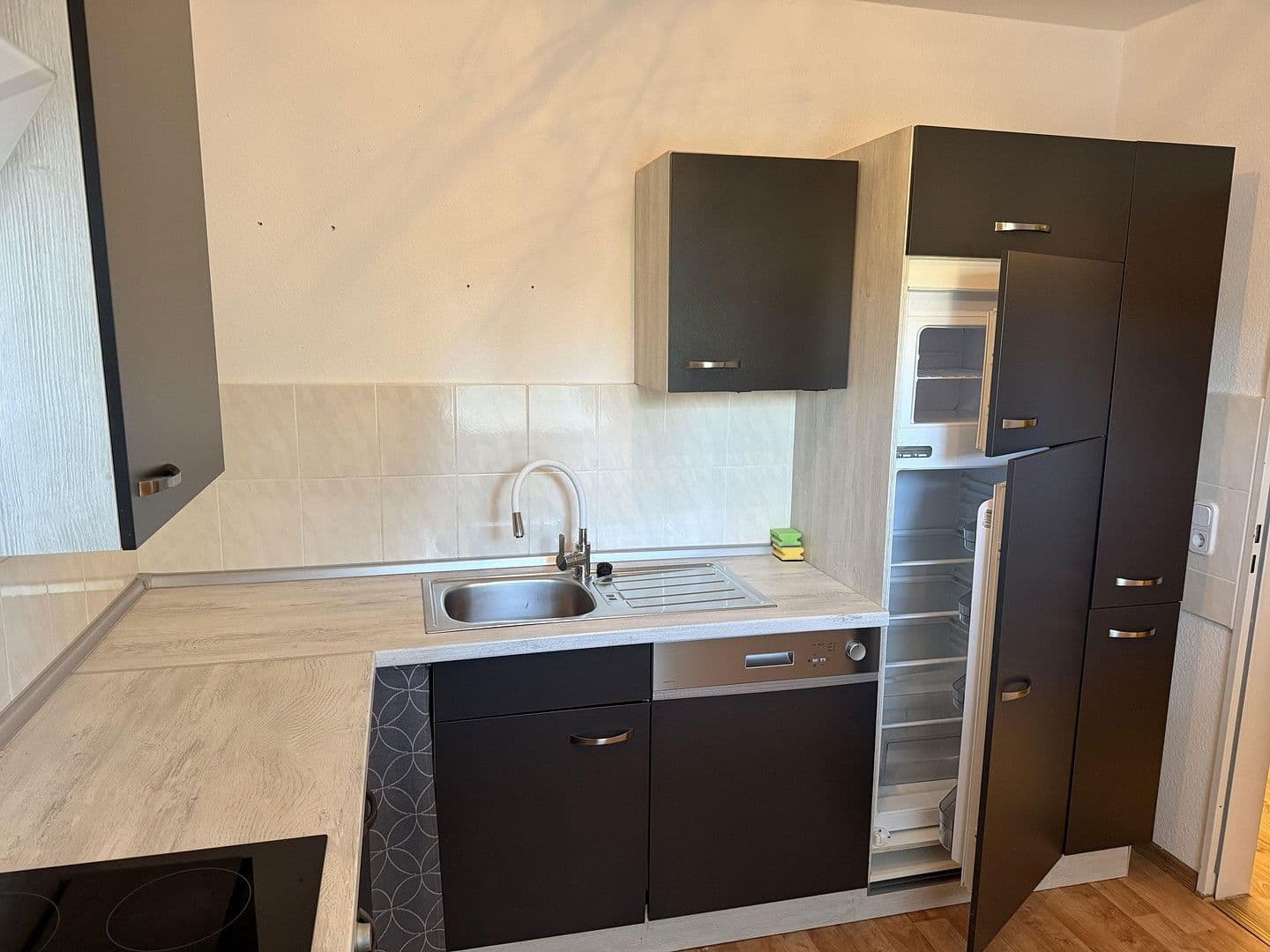 Prenájom bytu 3-izbový 78 m², Schlachthofstraße 9, Häfen - Bremerhaven, Brémy Prenájom bytu 3-izbový 78 m², Schlachthofstraße 9, Häfen - Bremerhaven, Brémy