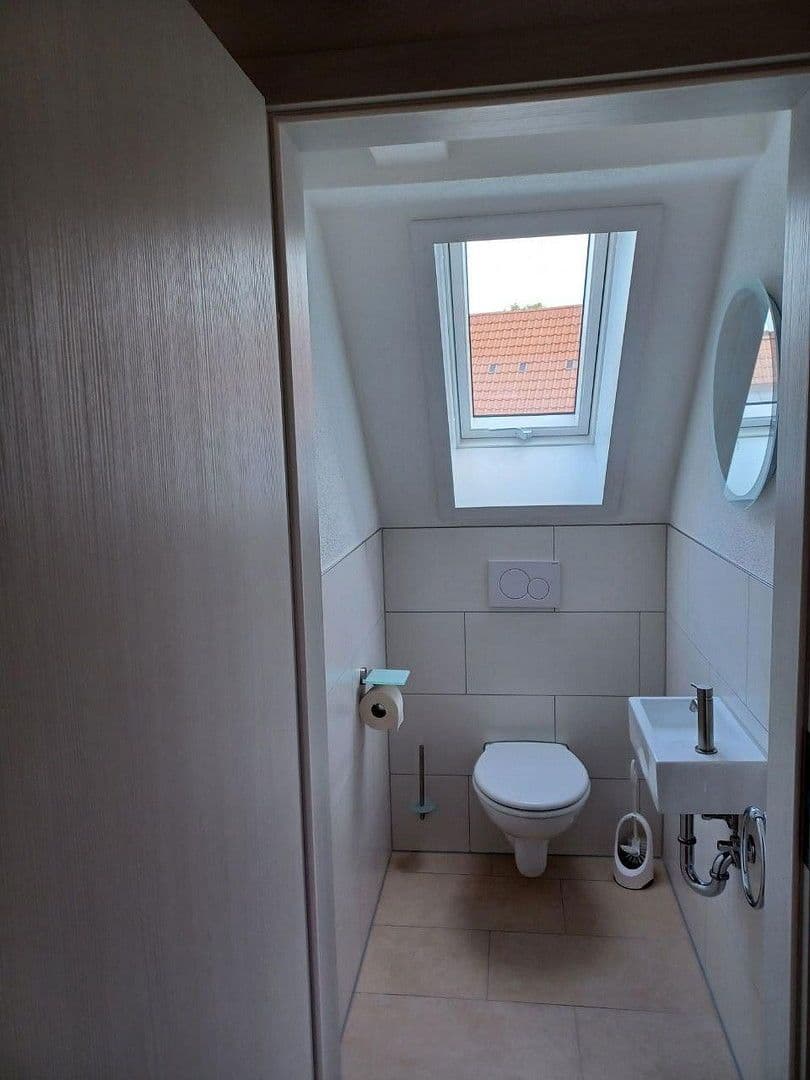 Prenájom bytu 4-izbový 86 m², Großbottwar, Bádensko-Wurttembersko Prenájom bytu 4-izbový 86 m², Großbottwar, Bádensko-Wurttembersko