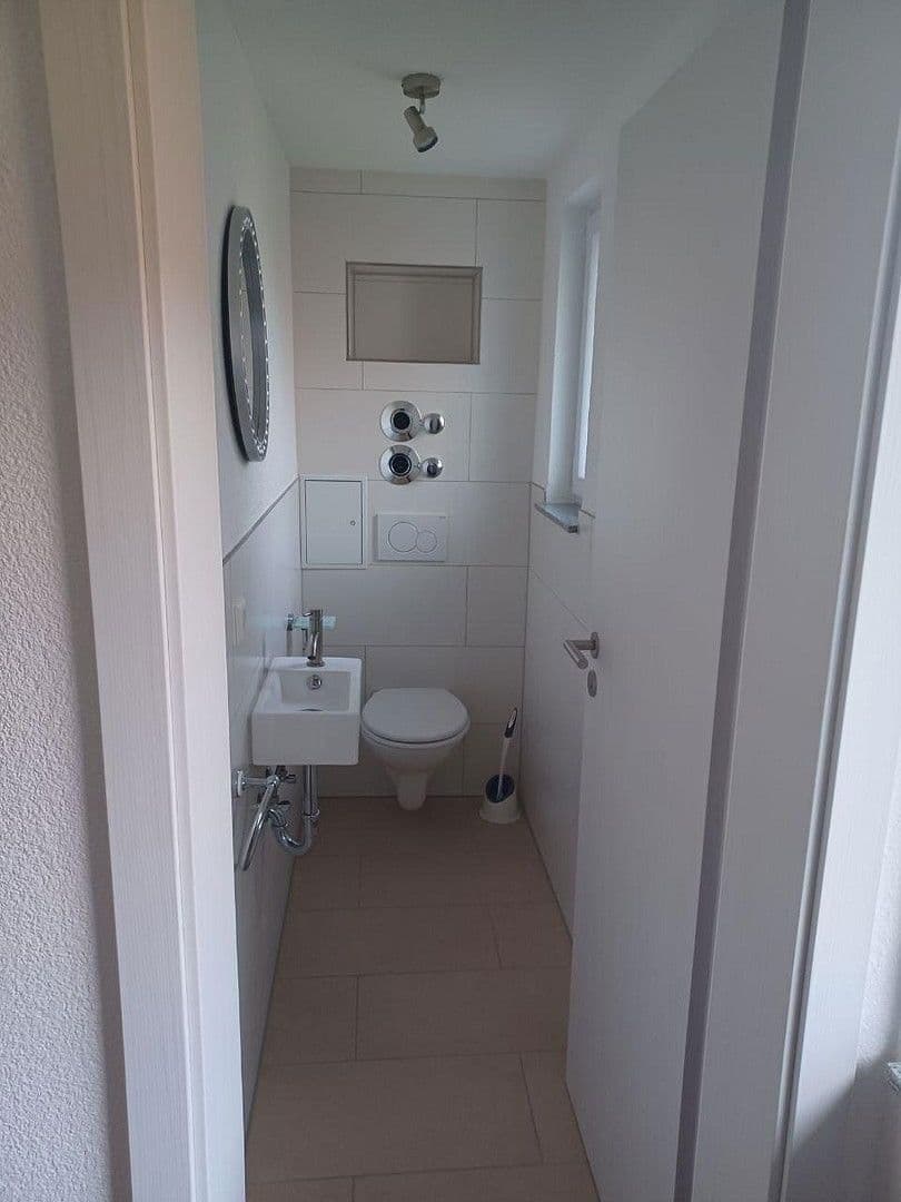 Prenájom bytu 4-izbový 86 m², Großbottwar, Bádensko-Wurttembersko Prenájom bytu 4-izbový 86 m², Großbottwar, Bádensko-Wurttembersko