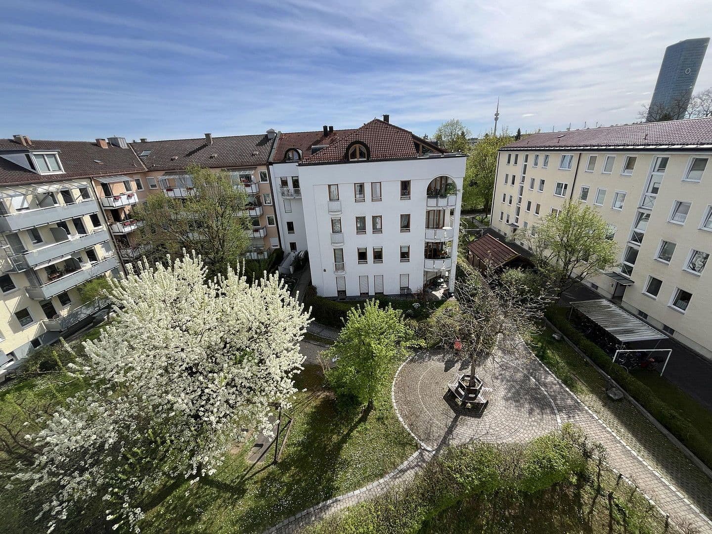 Predaj bytu 3-izbový 90 m², München, Bavorsko Predaj bytu 3-izbový 90 m², München, Bavorsko