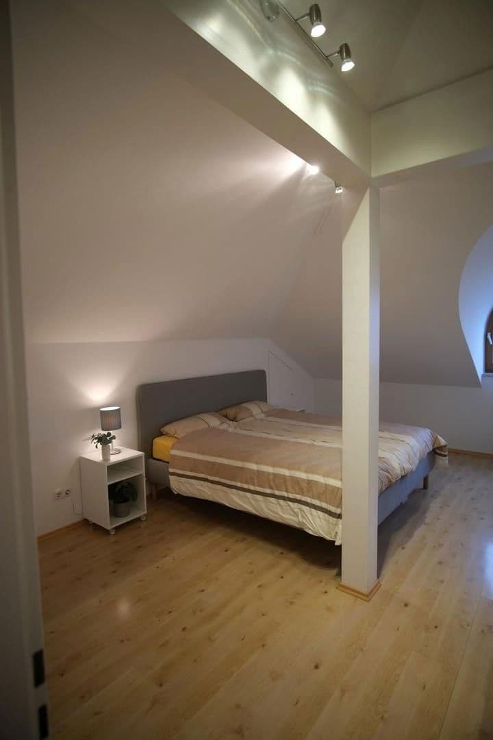 Predaj bytu 3-izbový 90 m², München, Bavorsko Predaj bytu 3-izbový 90 m², München, Bavorsko