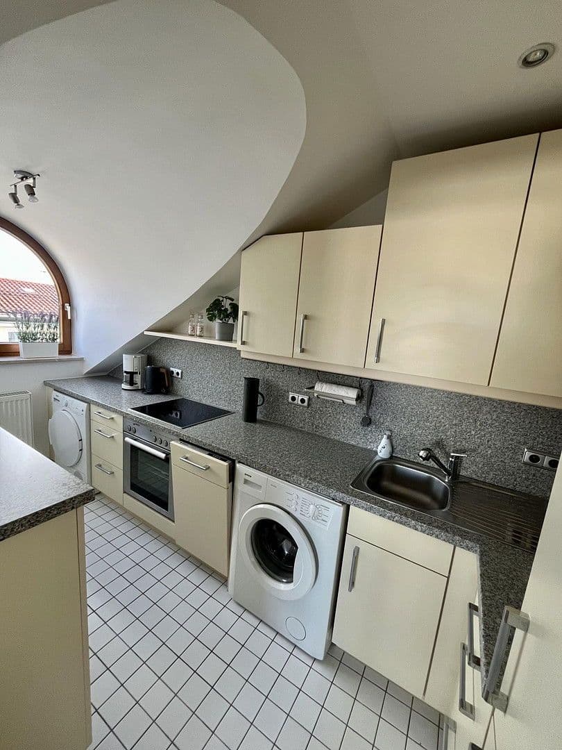 Predaj bytu 3-izbový 90 m², München, Bavorsko Predaj bytu 3-izbový 90 m², München, Bavorsko