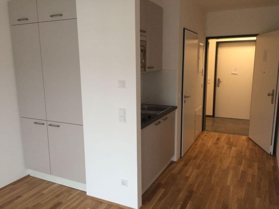 Prenájom bytu 1-izbový 20 m², Chiemgaustraße 138a, München, Bavorsko Prenájom bytu 1-izbový 20 m², Chiemgaustraße 138a, München, Bavorsko
