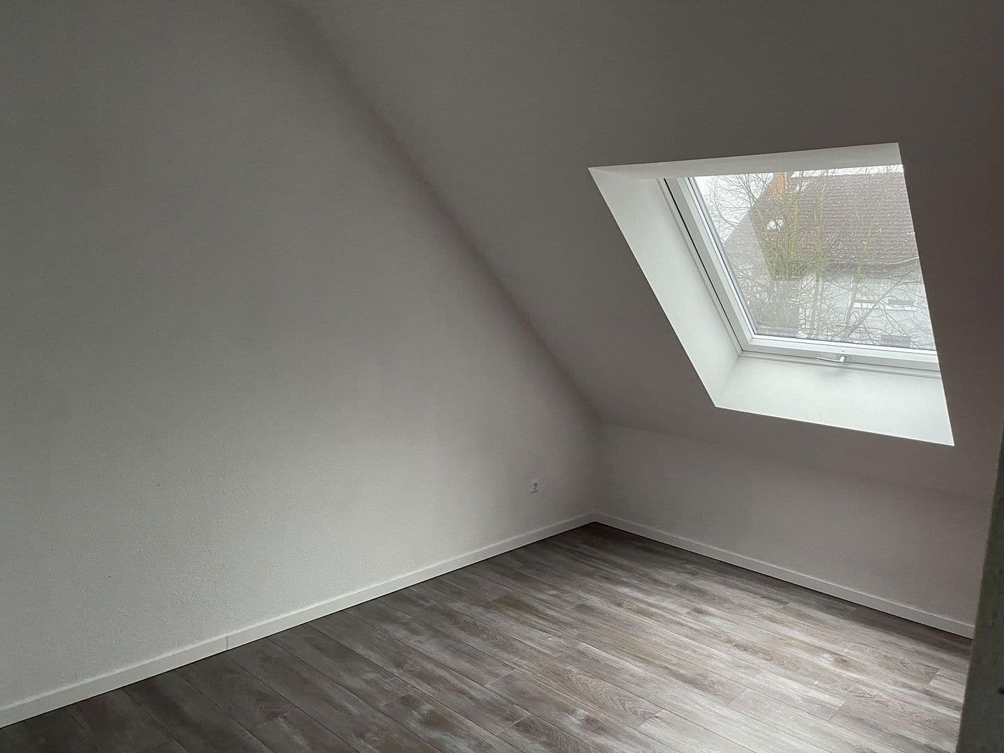 Predaj domu 206 m², pozemek 517 m², Elsenfeld, Bavorsko Predaj domu 206 m², pozemek 517 m², Elsenfeld, Bavorsko