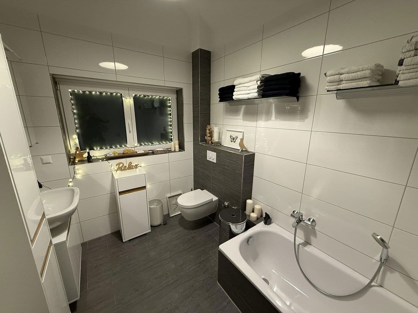 Predaj domu 206 m², pozemek 517 m², Elsenfeld, Bavorsko Predaj domu 206 m², pozemek 517 m², Elsenfeld, Bavorsko