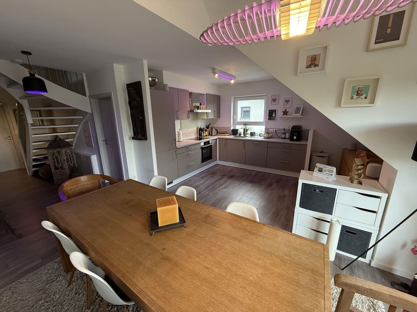 Predaj domu 206 m², pozemek 517 m², Elsenfeld, Bavorsko Predaj domu 206 m², pozemek 517 m², Elsenfeld, Bavorsko