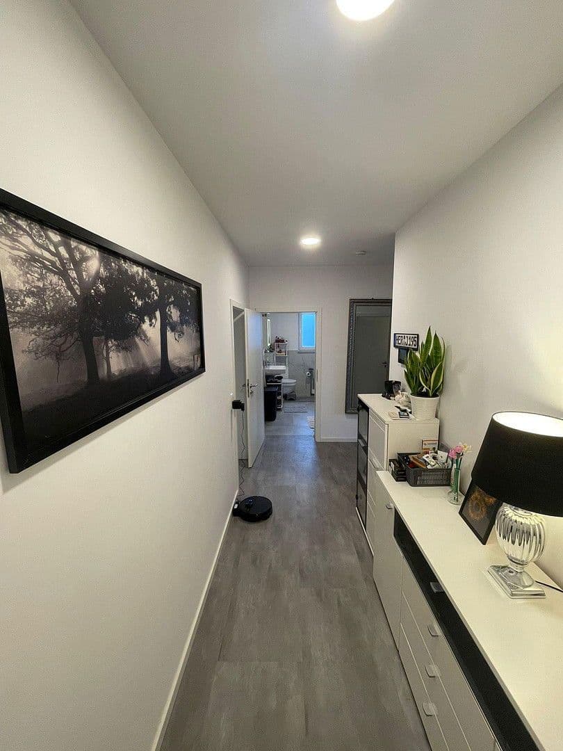 Prenájom bytu 3-izbový 90 m², Goethestraße 4, Sarstedt, Dolné Sasko Prenájom bytu 3-izbový 90 m², Goethestraße 4, Sarstedt, Dolné Sasko