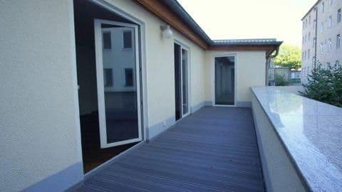 Predaj bytu 5-izbový 156 m², Berlin, Berlín Predaj bytu 5-izbový 156 m², Berlin, Berlín