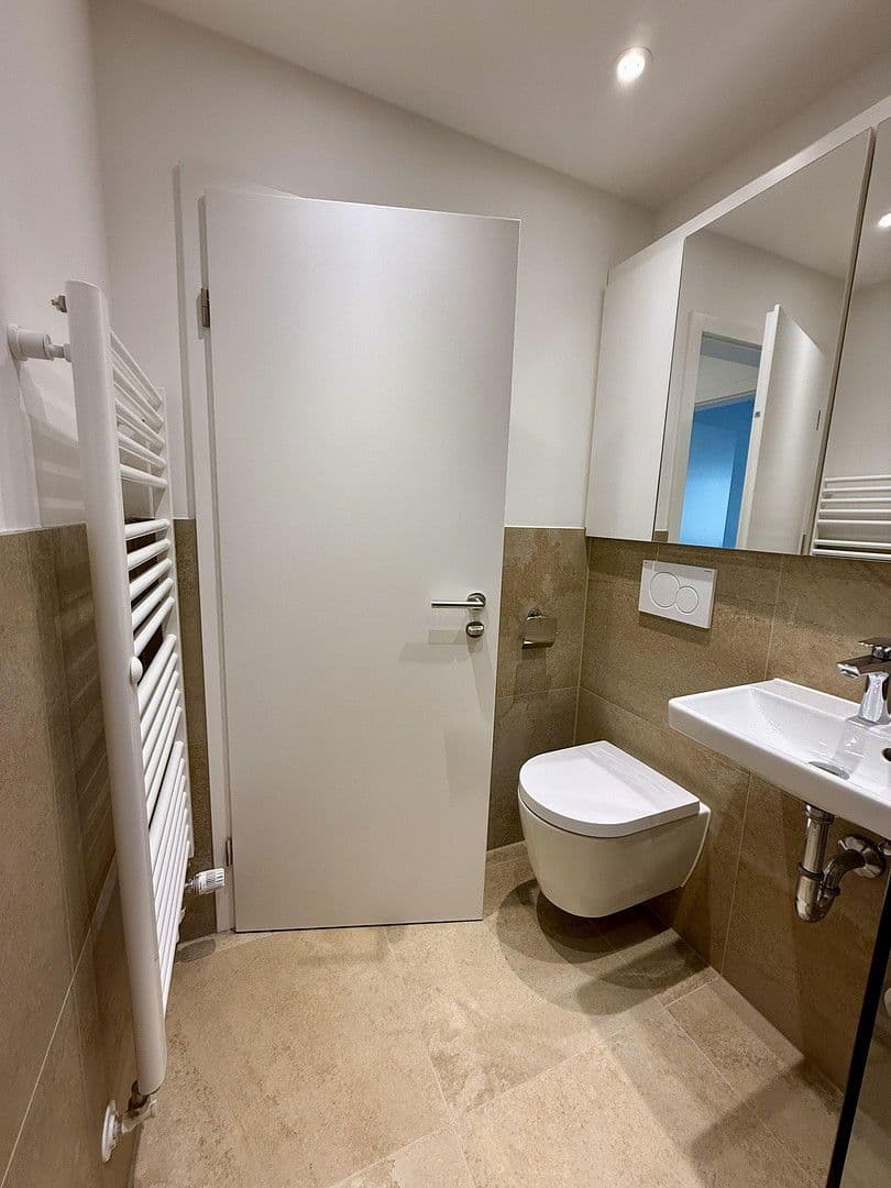 Predaj bytu 3-izbový 70 m², Engadiner Strasse 36, München, Bavorsko Predaj bytu 3-izbový 70 m², Engadiner Strasse 36, München, Bavorsko