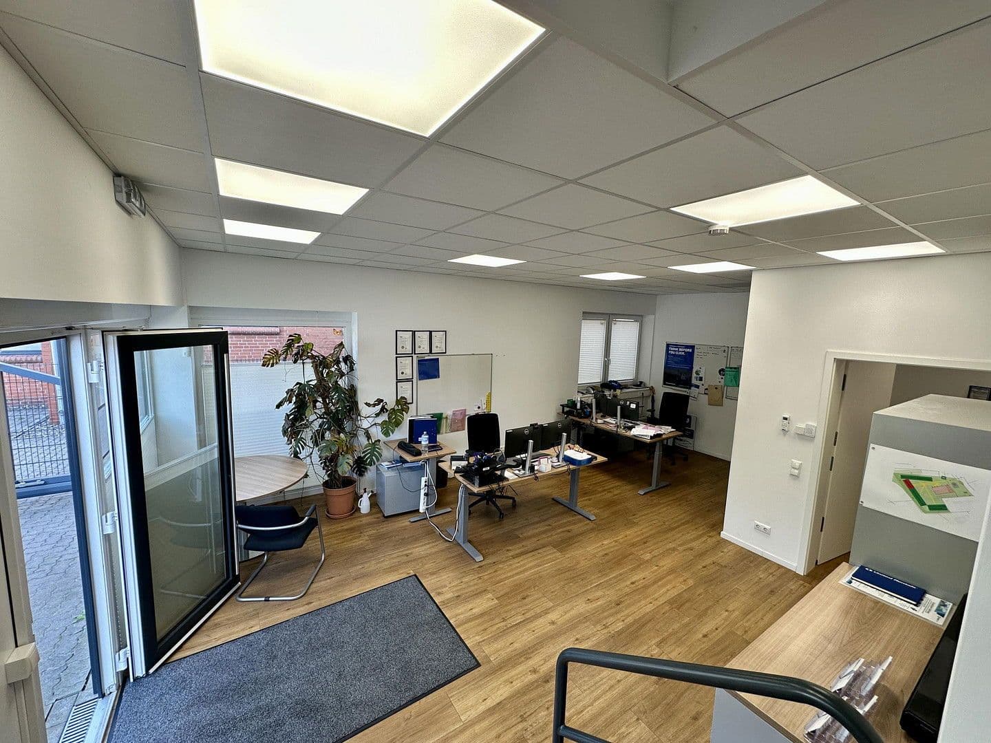 Prenájom kancelárie 720 m², Lüneburg, Dolné Sasko Prenájom kancelárie 720 m², Lüneburg, Dolné Sasko