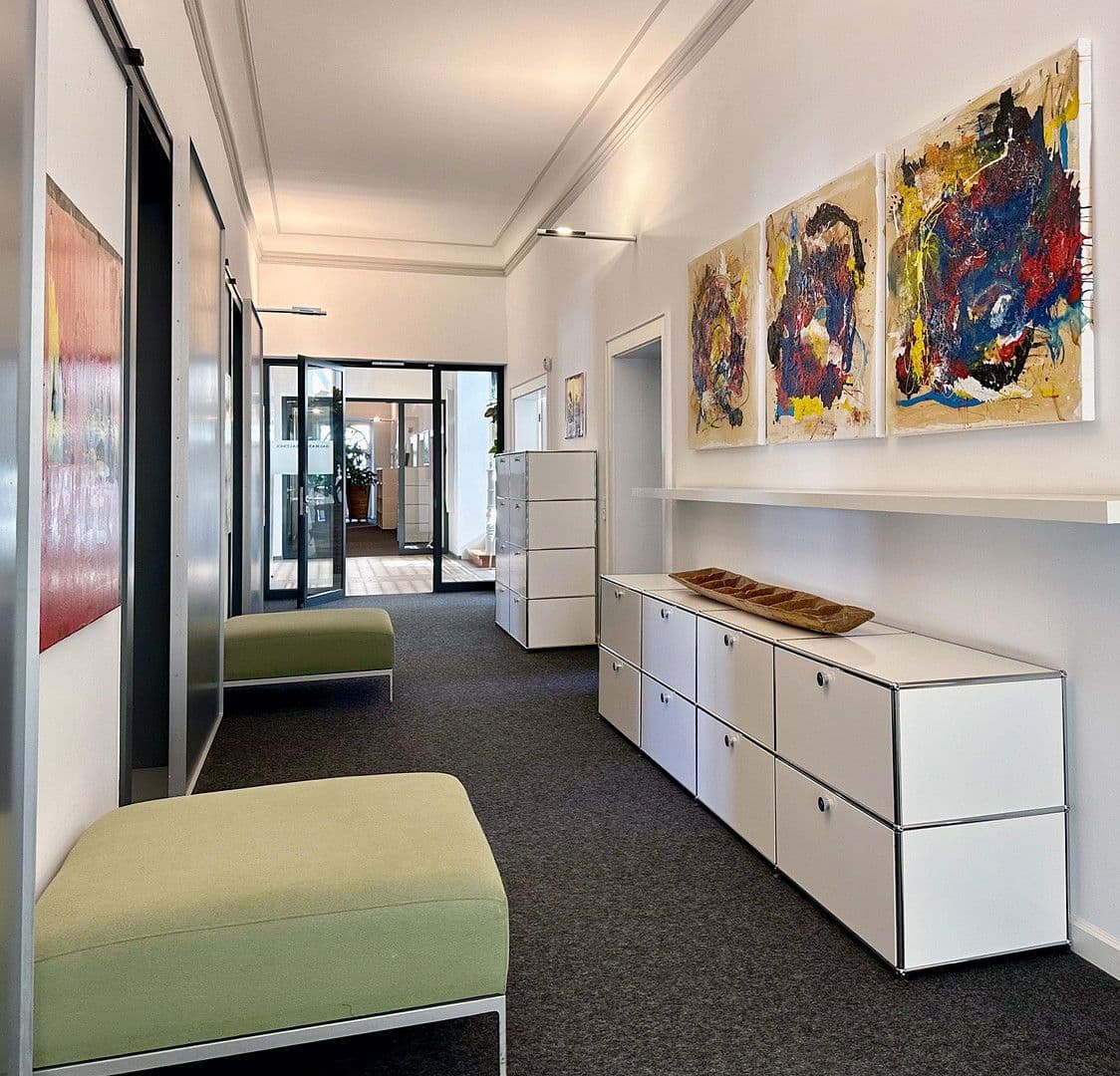 Prenájom kancelárie 400 m², Ludwigsburg, Bádensko-Wurttembersko Prenájom kancelárie 400 m², Ludwigsburg, Bádensko-Wurttembersko