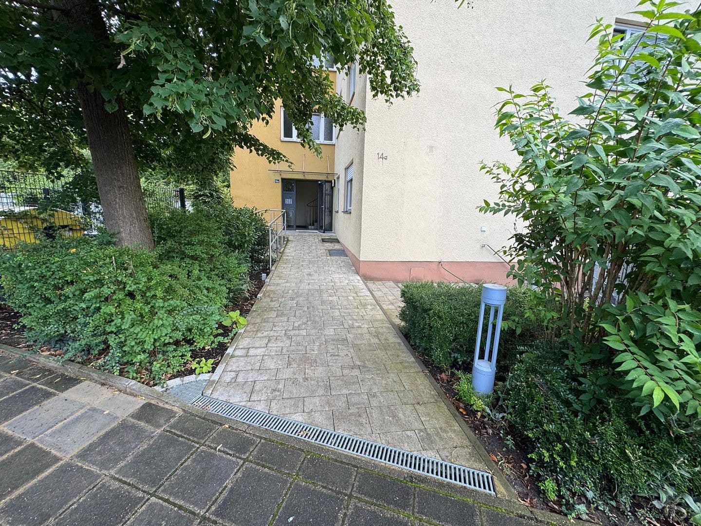 Prenájom bytu 2-izbový 66 m², Sittenbacher Straße, Nürnberg, Bavorsko Prenájom bytu 2-izbový 66 m², Sittenbacher Straße, Nürnberg, Bavorsko
