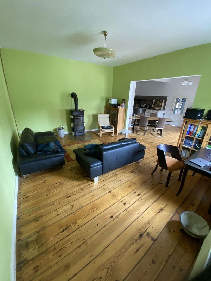 Predaj domu 240 m², pozemek 567 m², Waldsieversdorf, Brandenbursko Predaj domu 240 m², pozemek 567 m², Waldsieversdorf, Brandenbursko