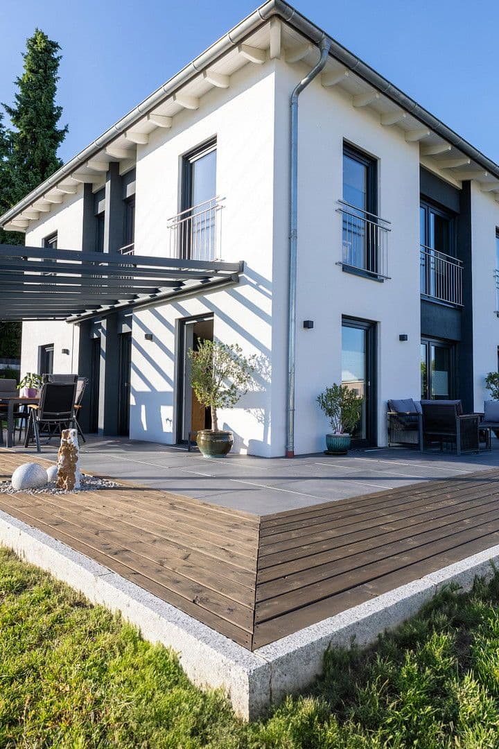 Predaj domu 148 m², pozemek 773 m², Eggenfelden, Bavorsko Predaj domu 148 m², pozemek 773 m², Eggenfelden, Bavorsko