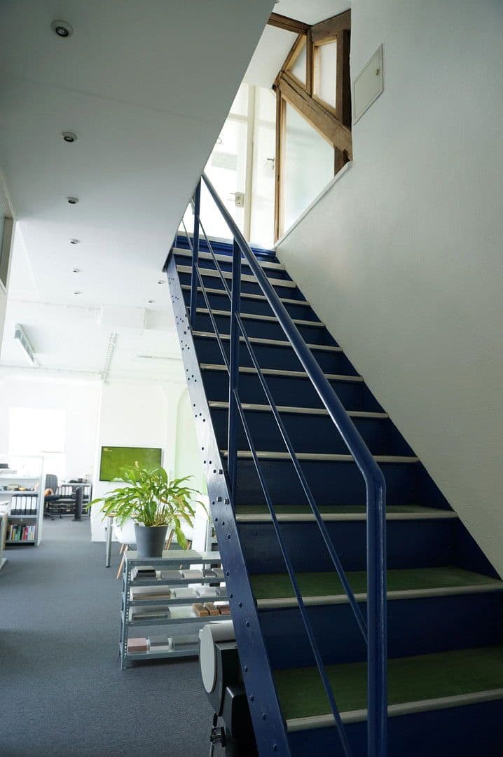 Prenájom kancelárie 70 m², Mozartstr. 51, Stuttgart, Bádensko-Wurttembersko Prenájom kancelárie 70 m², Mozartstr. 51, Stuttgart, Bádensko-Wurttembersko