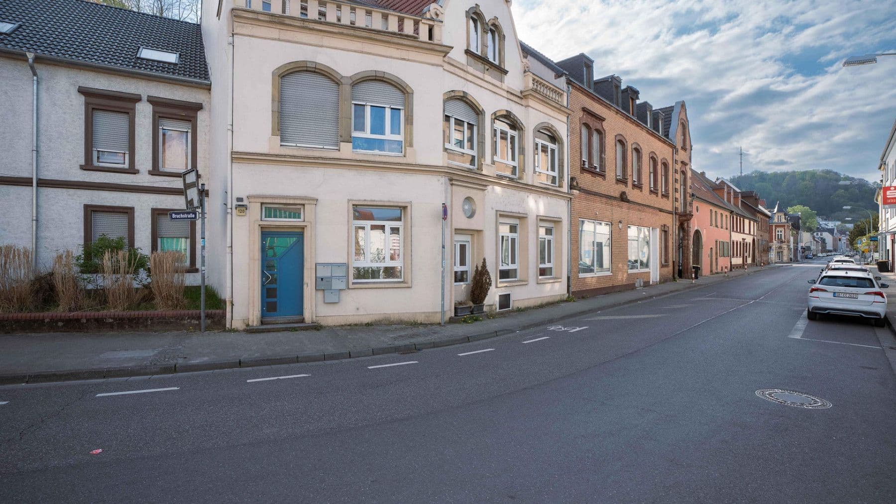 Prenájom bytu 2-izbový 78 m², Saargemünderstr. 120, Saarbrücken, Sársko Prenájom bytu 2-izbový 78 m², Saargemünderstr. 120, Saarbrücken, Sársko