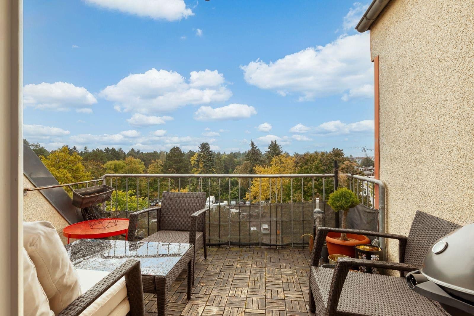 Predaj bytu 3-izbový 93 m², Berlin, Berlín Predaj bytu 3-izbový 93 m², Berlin, Berlín