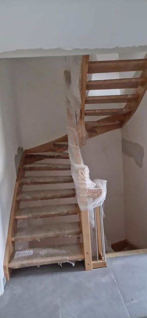 Predaj domu 198 m², pozemek 380 m², Bad Wildbad, Bádensko-Wurttembersko Predaj domu 198 m², pozemek 380 m², Bad Wildbad, Bádensko-Wurttembersko