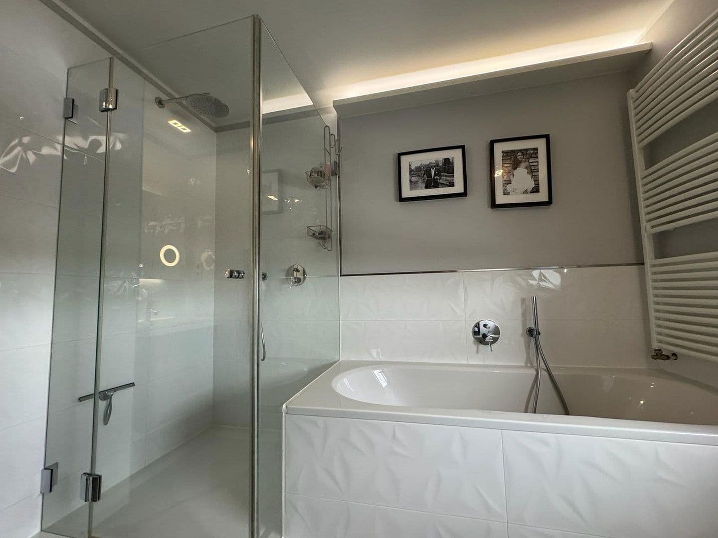 Prenájom bytu 2-izbový 78 m², Dohlenweg 19, Köln, Severné Porýnie - Westfálsko Prenájom bytu 2-izbový 78 m², Dohlenweg 19, Köln, Severné Porýnie - Westfálsko