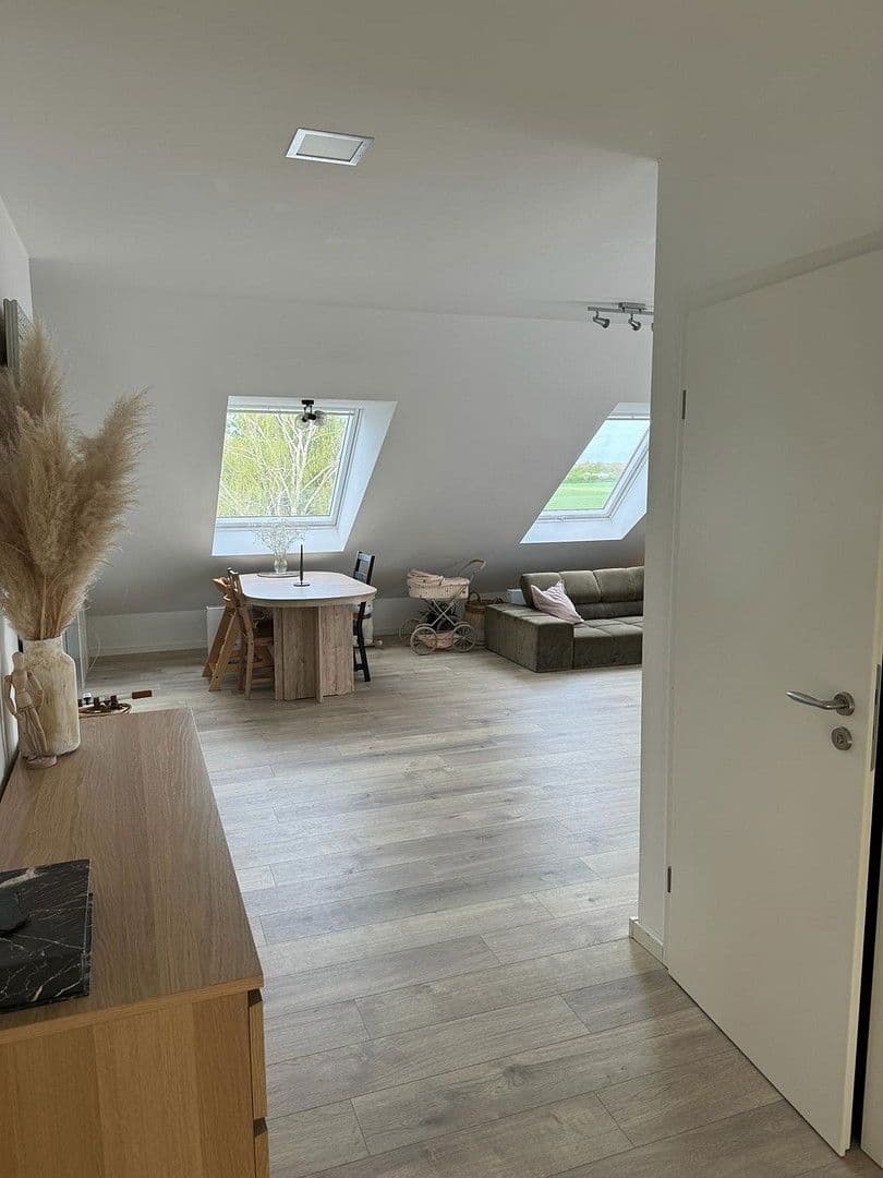 Prenájom bytu 2-izbový 78 m², Dohlenweg 19, Köln, Severné Porýnie - Westfálsko Prenájom bytu 2-izbový 78 m², Dohlenweg 19, Köln, Severné Porýnie - Westfálsko